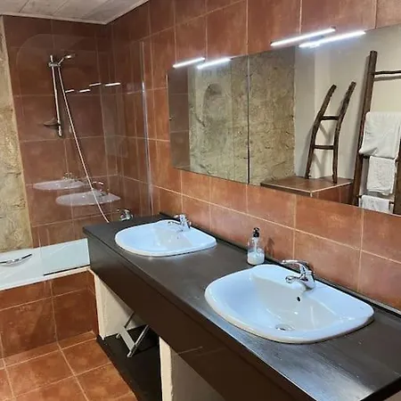 The Almond Tree Apartament *